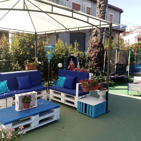 Beb I Delfini Di Casa Paola Bed & Breakfast Mascali Luaran gambar