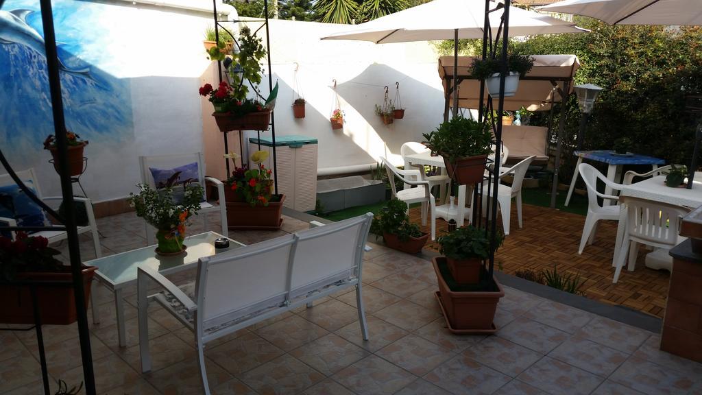 Beb I Delfini Di Casa Paola Bed & Breakfast Mascali Luaran gambar