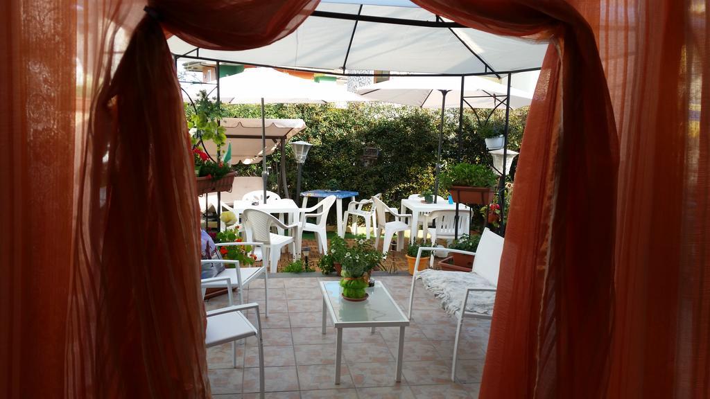 Beb I Delfini Di Casa Paola Bed & Breakfast Mascali Luaran gambar