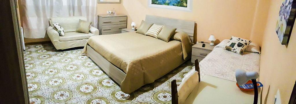 Beb I Delfini Di Casa Paola Bed & Breakfast Mascali Luaran gambar