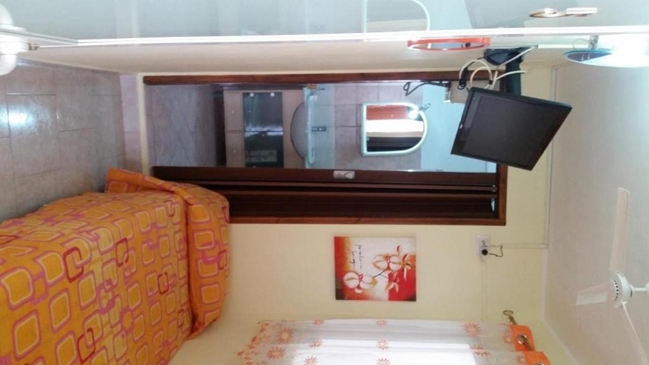 Beb I Delfini Di Casa Paola Bed & Breakfast Mascali Bilik gambar